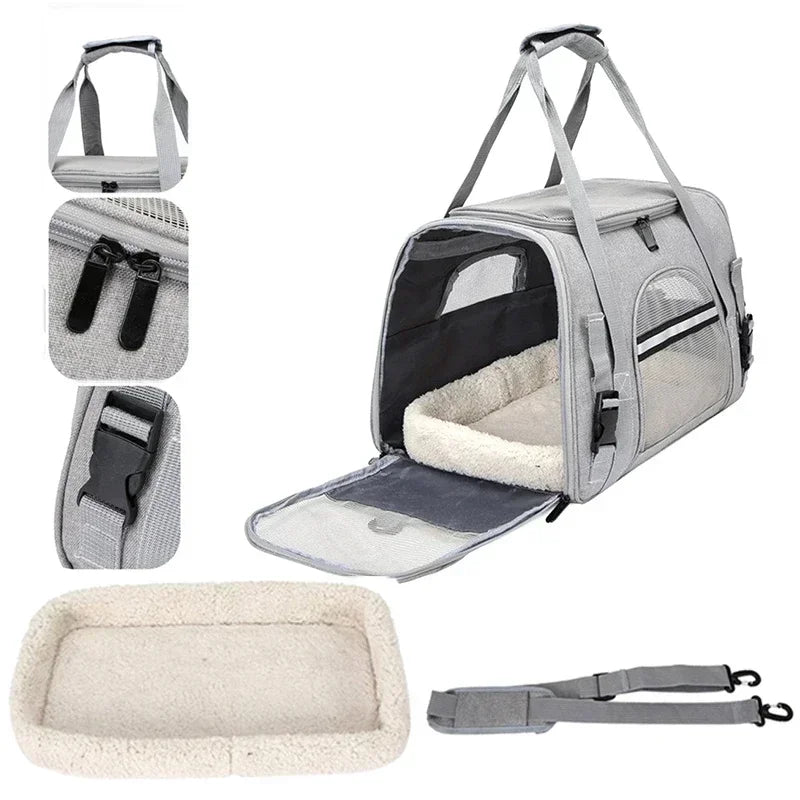 Portable travel bag for pets